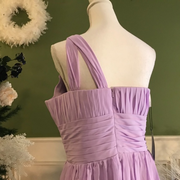 Formal evening gown - Picture 5 of 8